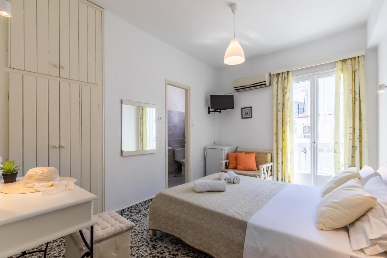 Marialena Rooms Skopelos Town Bagian luar foto