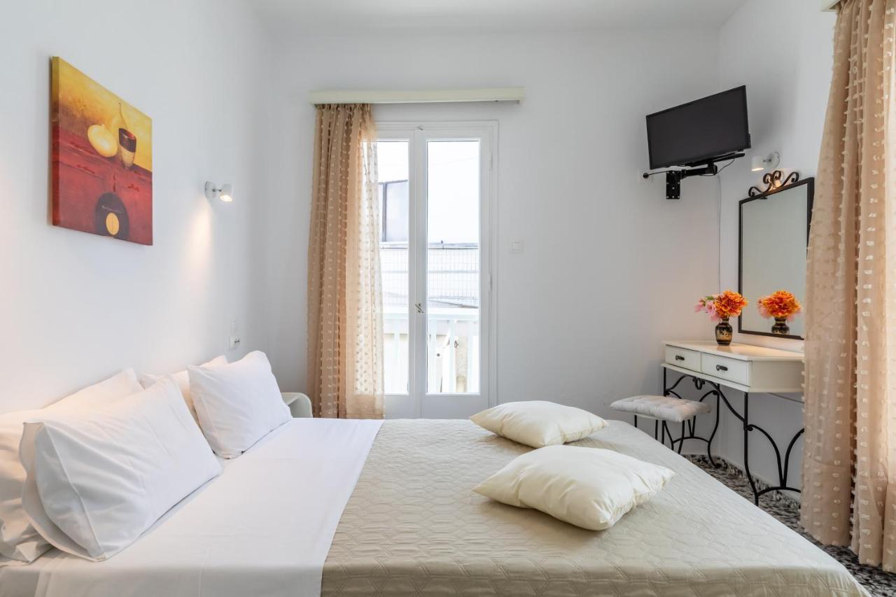 Marialena Rooms Skopelos Town Bagian luar foto